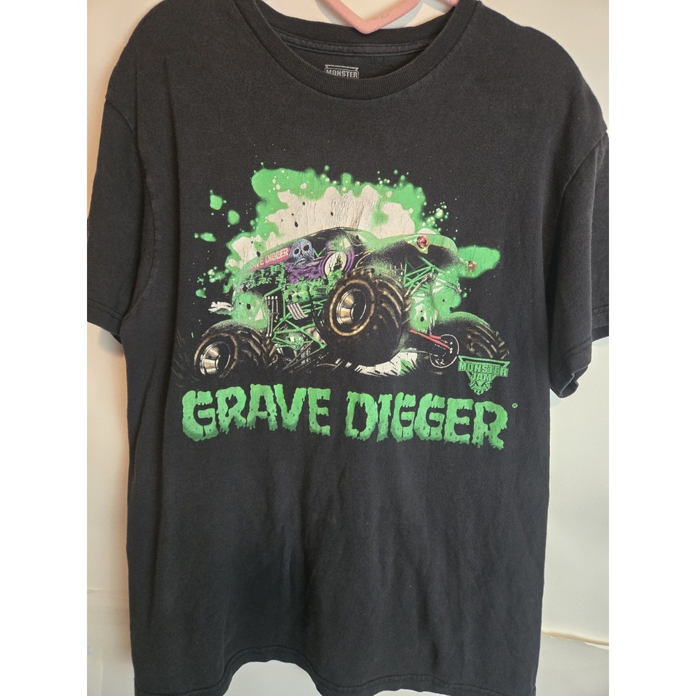 Grave Digger 2012 Monster Jam Truck T-shirt Size Large Fader Bigfoot Undertaker
